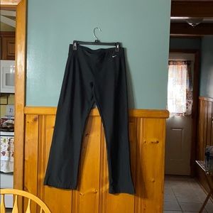 Nike Capri yoga pants